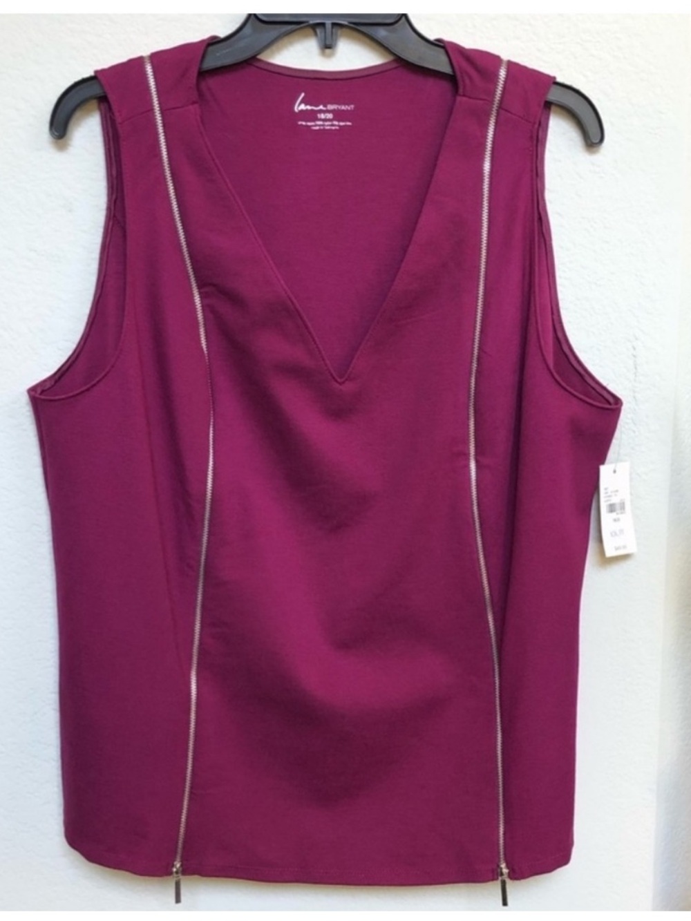 Lane Bryant Double Zipper Ponte V-Neck Sleeveless Top Maroon plus size 18-20